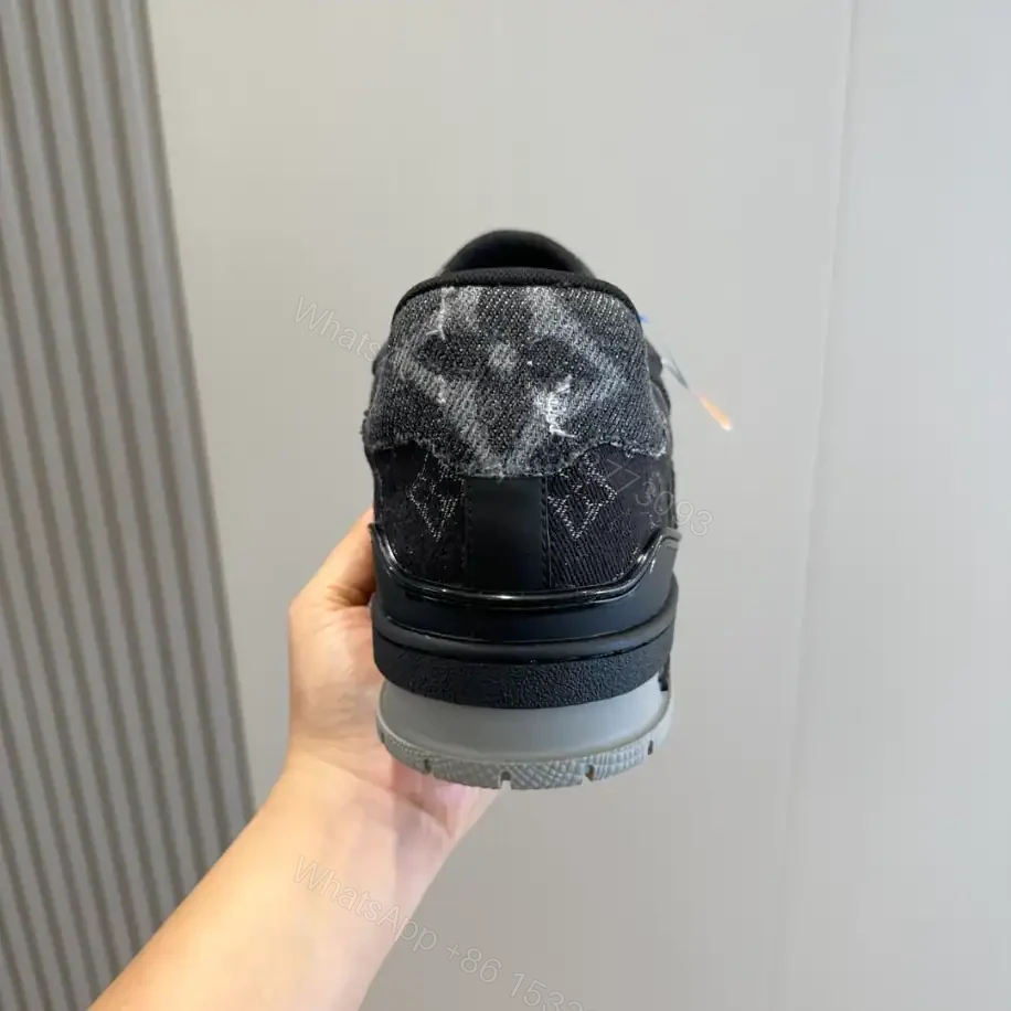 View 6 of LV TRAINER SNEAKER – LSVT407