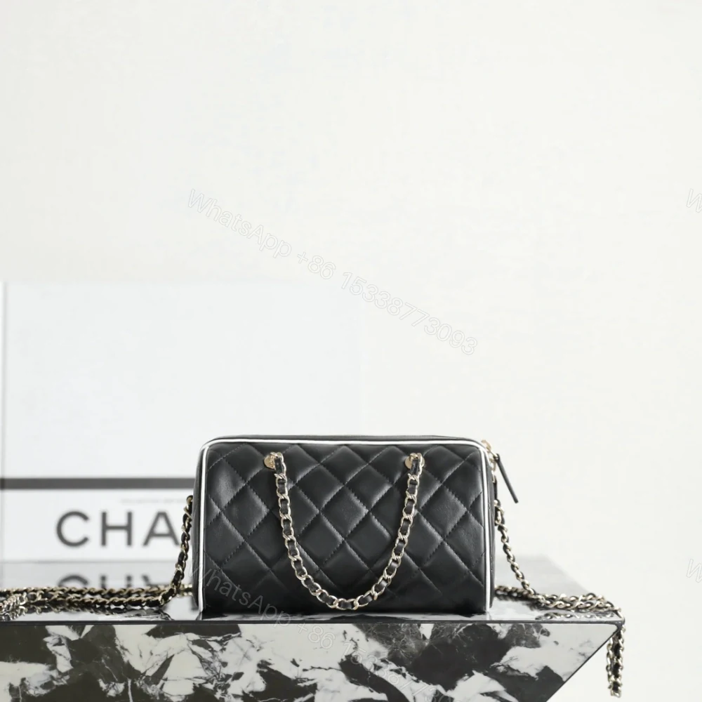 View 2 of 高仿Chanel*25P系列AS4515小羊皮拼色單肩包小號免檢版
