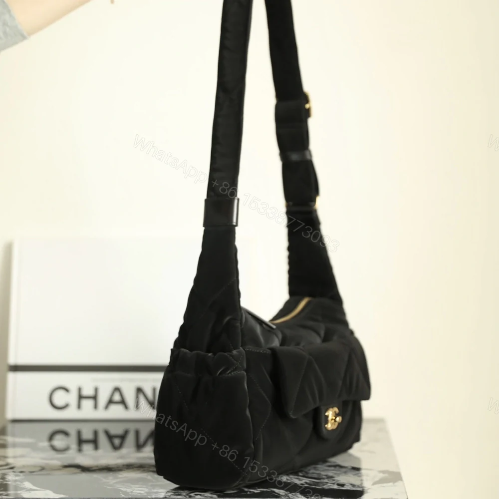 View 5 of 高仿Chanel*24N系列AS5054/SKI絲絨單肩包免檢版
