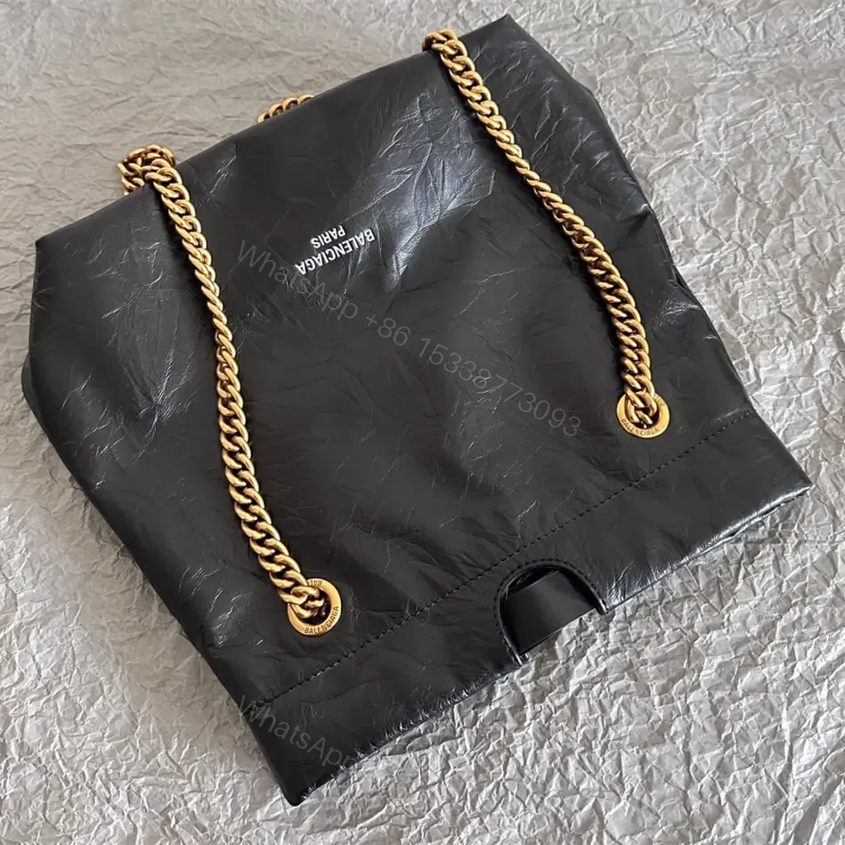 View 8 of 高仿Balenciaga2023年新款Crushtote垃圾袋小號