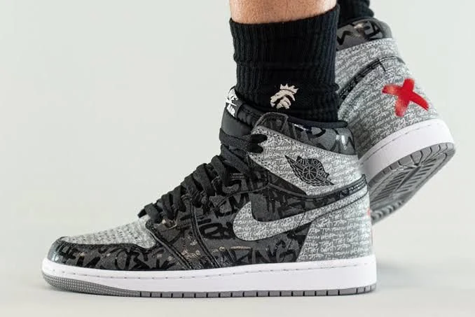 View 3 of First Copy Jordan Retro 1 “Rebellionaire”