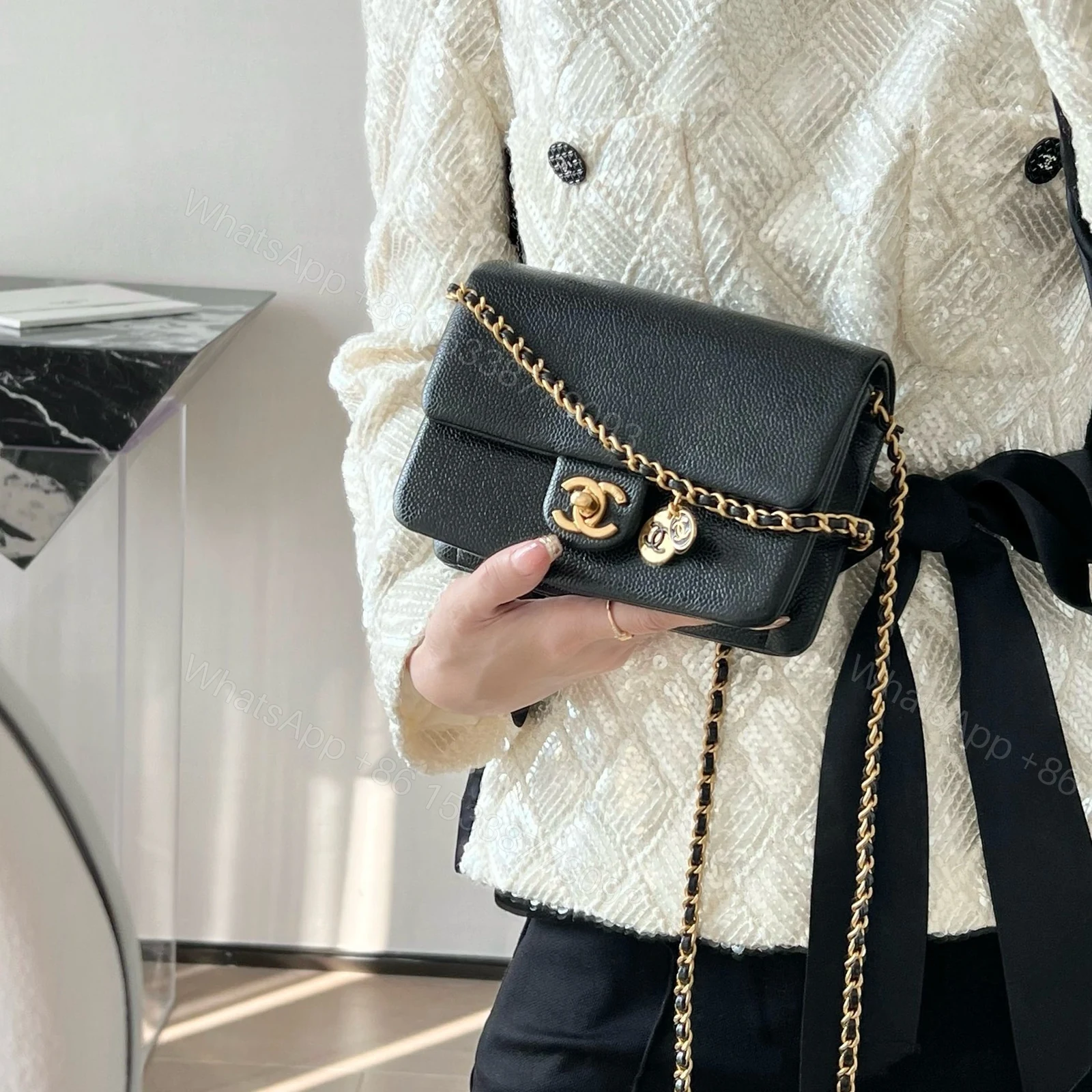 View 14 of 高仿Chanel*24K系列AS5218迷你牛皮單肩包
