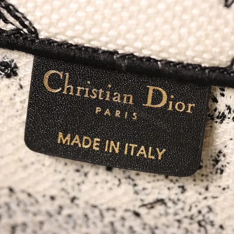 View 13 of 高仿Dior*BookTote系列Zodiac茹伊刺繡手袋S免檢版