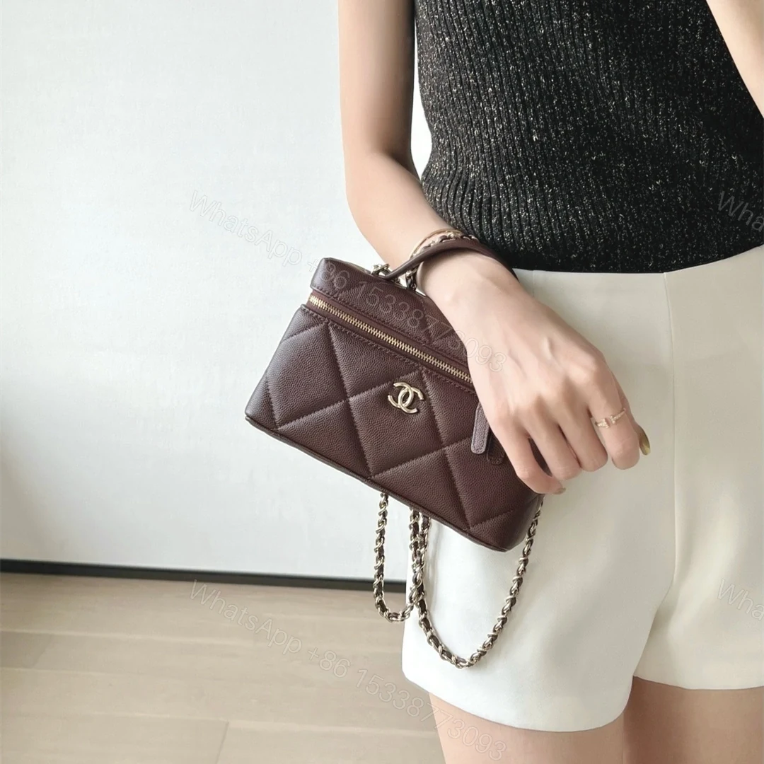 View 21 of 高仿Chanel*25K系列AP4936小牛皮盒子包深棕色免檢版