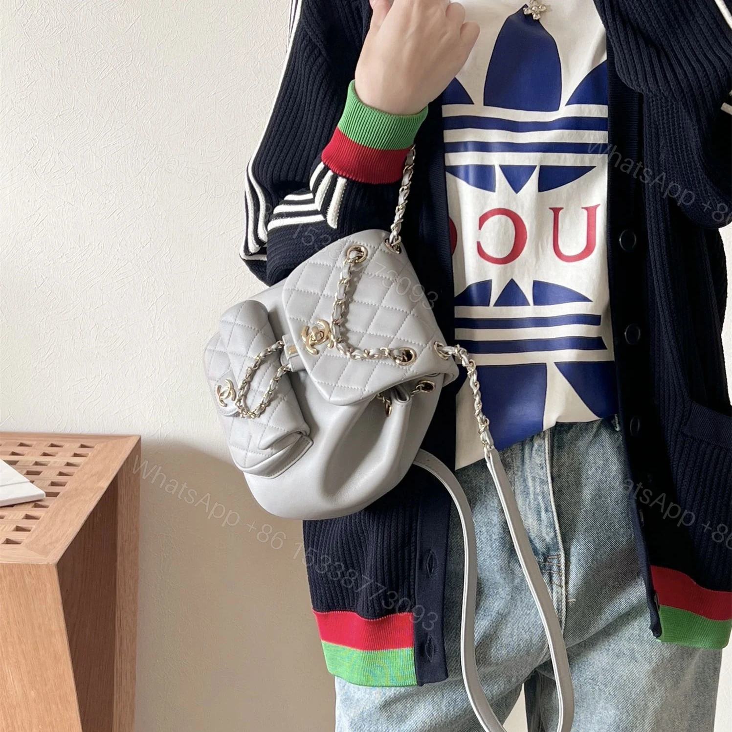 View 11 of 高仿Chanel*24K系列AS2908小牛皮淡灰雙肩包小號免檢版
