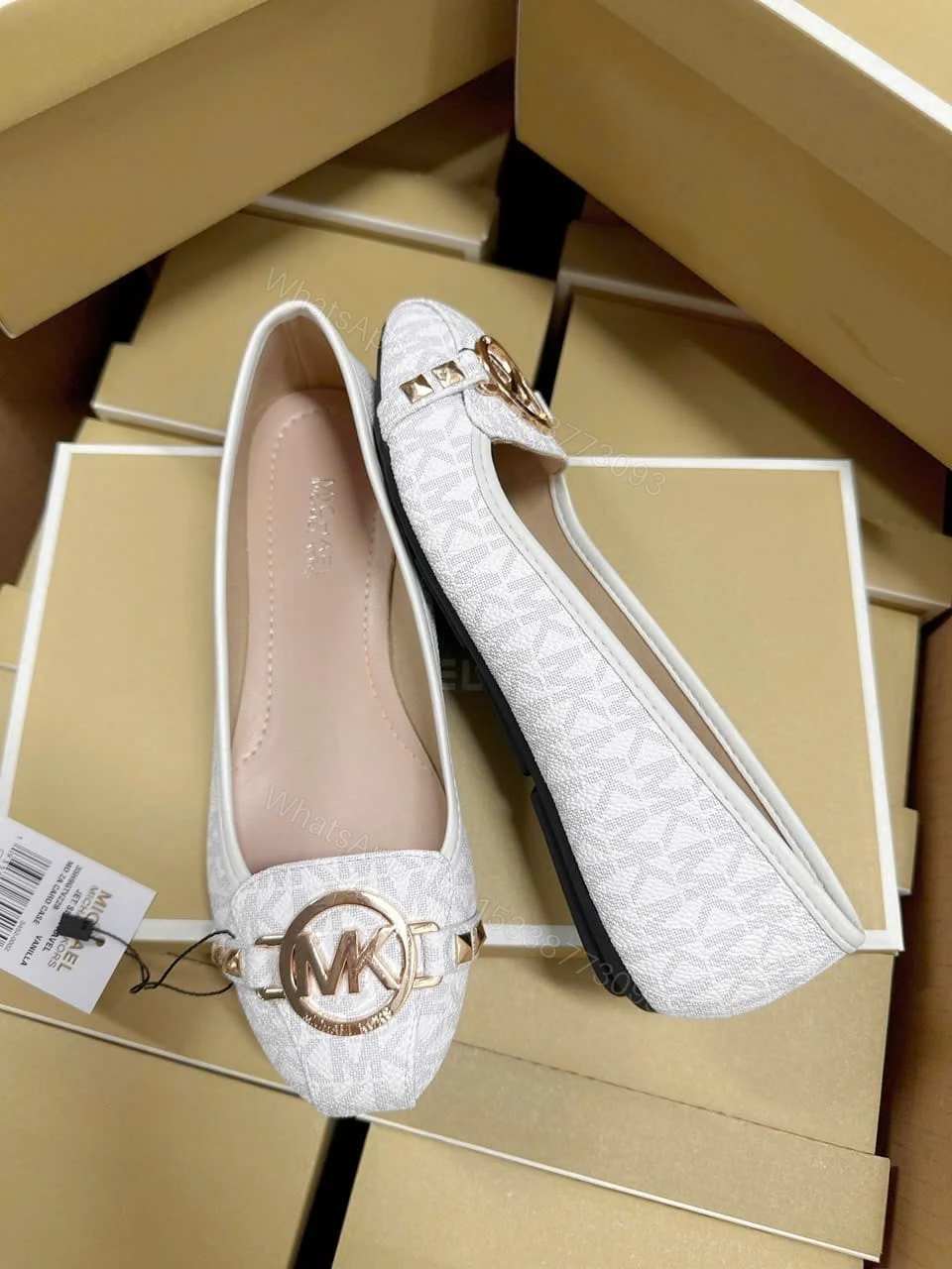 View 4 of FIRST COPY MICHAEL KORS ballerina White