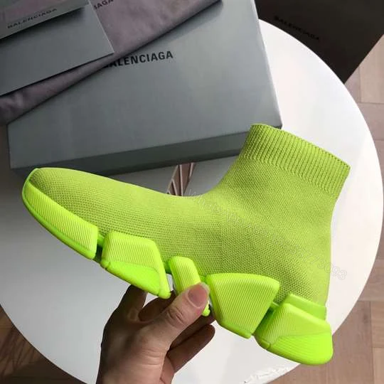 View 9 of BALENCIAGA MEN’S SPEED 2.0 SNEAKER IN YELLOW – BB140