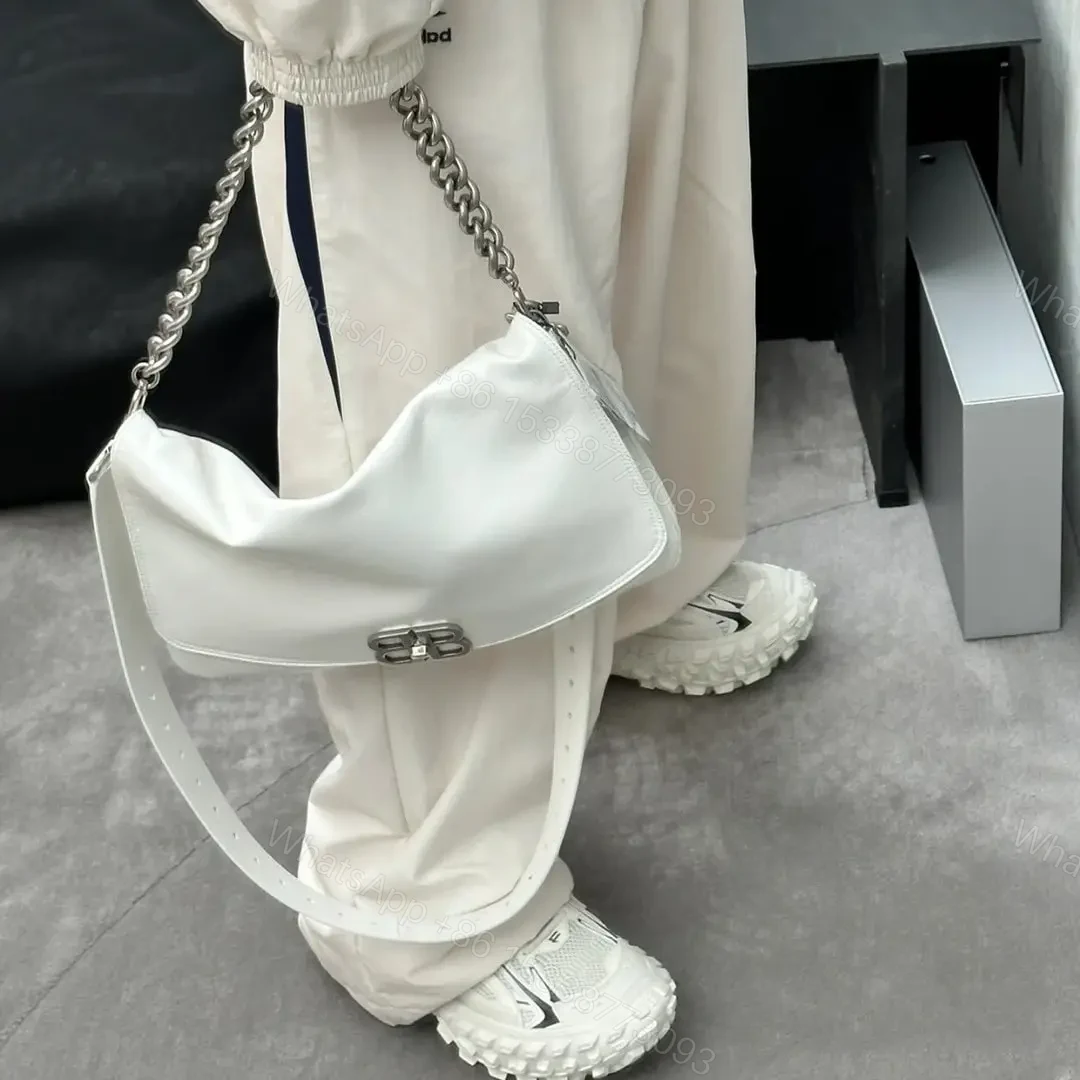 View 15 of 高仿Balenciaga*BBSolt系列腋下包白色M