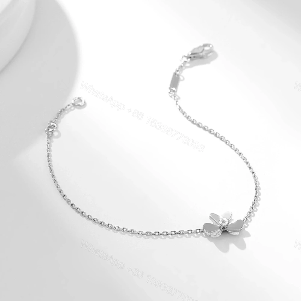 View 5 of 高仿首飾VanCleef&Arpels*RP0J500三葉草鑽石白金手鏈