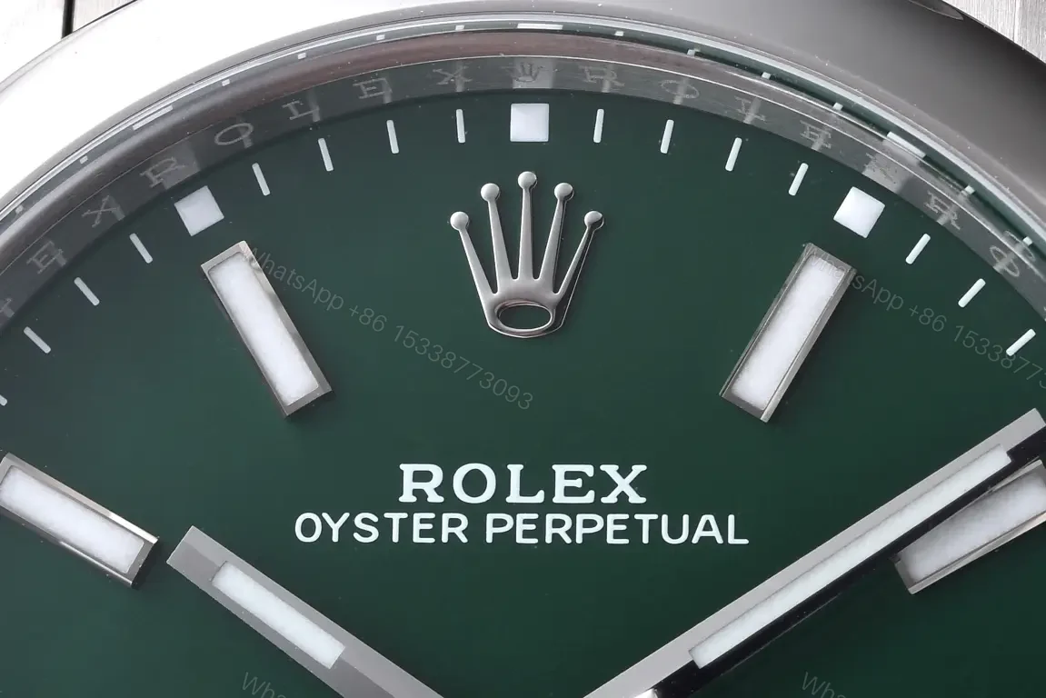 View 9 of Rolex Oyster Perpetual 41 Green Dial Clean Factory 124300-0005