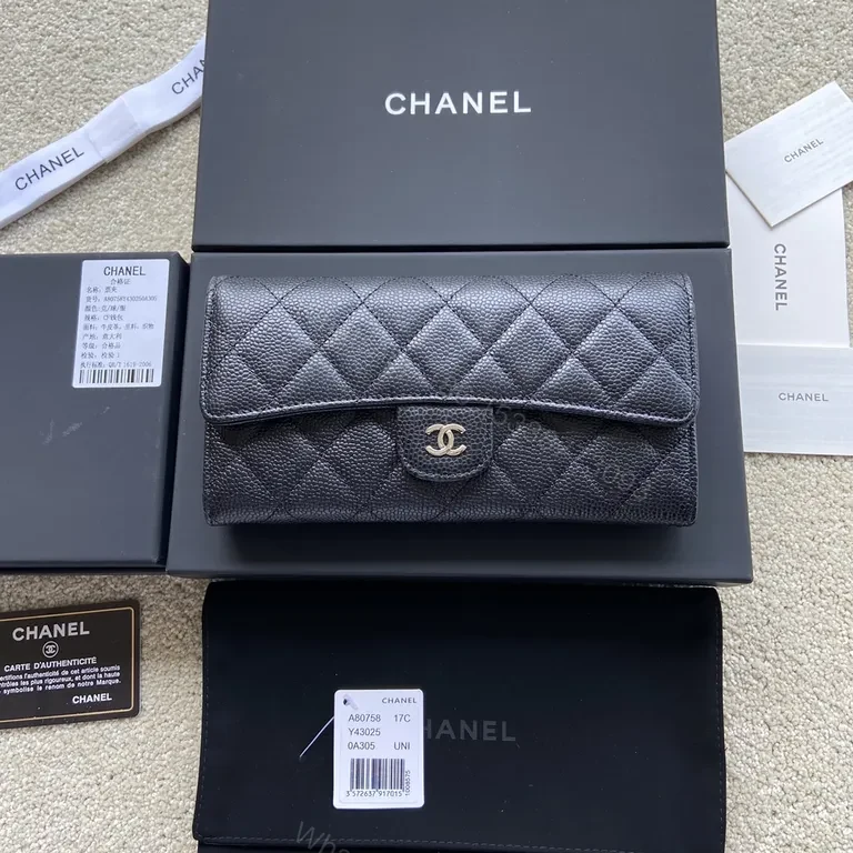 Chic Quilted Wallet – Black Leather, Chanel-Style Luxury — view 1