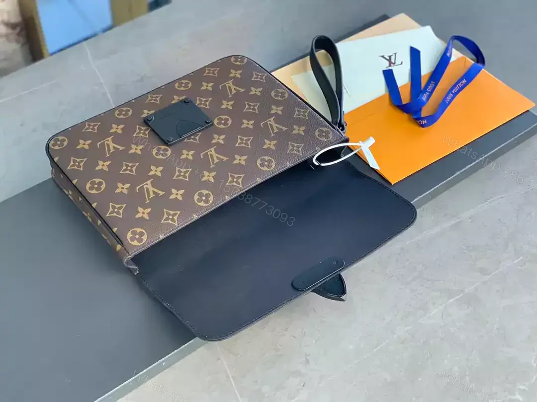 View 9 of LOUIS VUITTON S LOCK A4 POUCH – LBV421