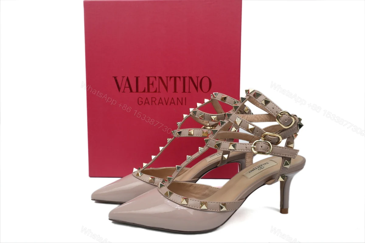 Valentino Garavani Rockstud Beige — view 2