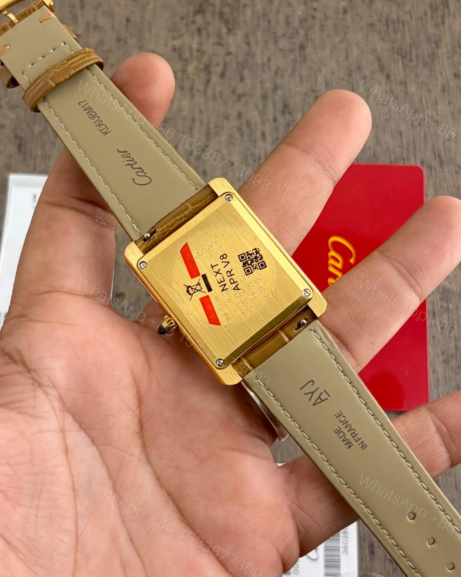 View 4 of Cartier Tank W1529856