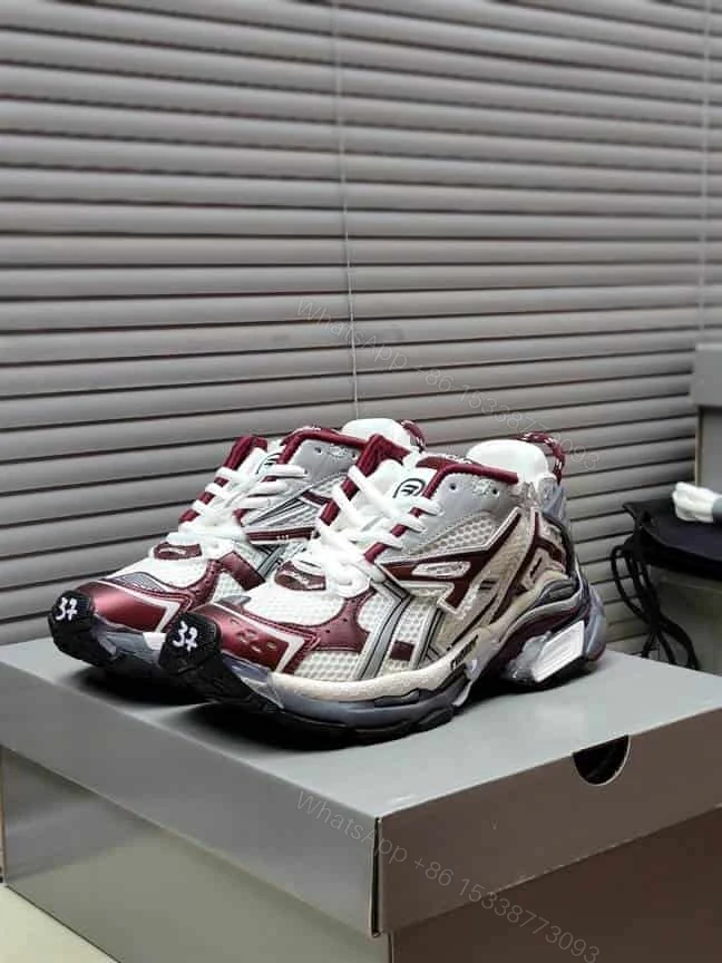 View 8 of BALENCIAGA MEN’S RUNNER SNEAKER – BB180