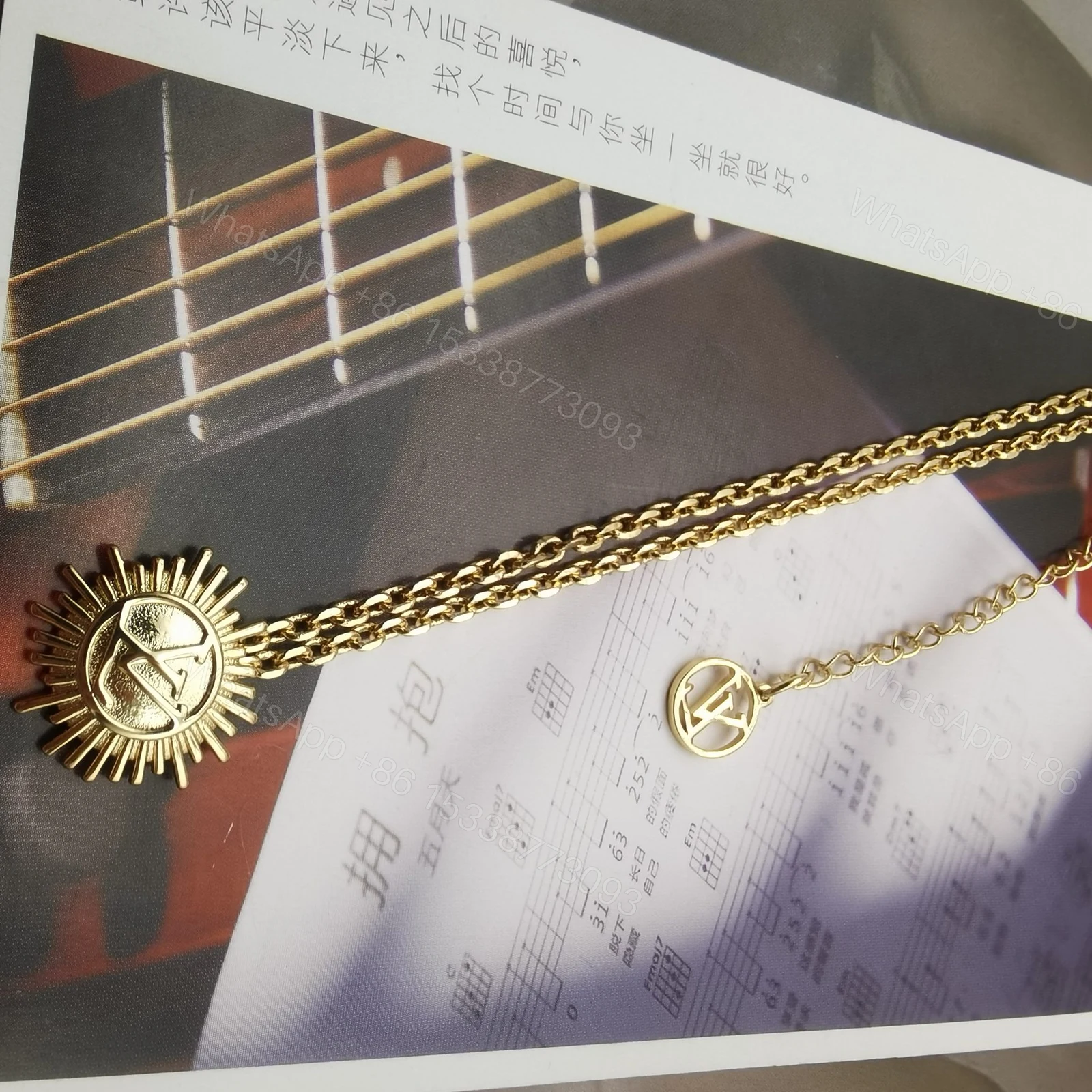 View 6 of EN – Lux LV Necklaces 068