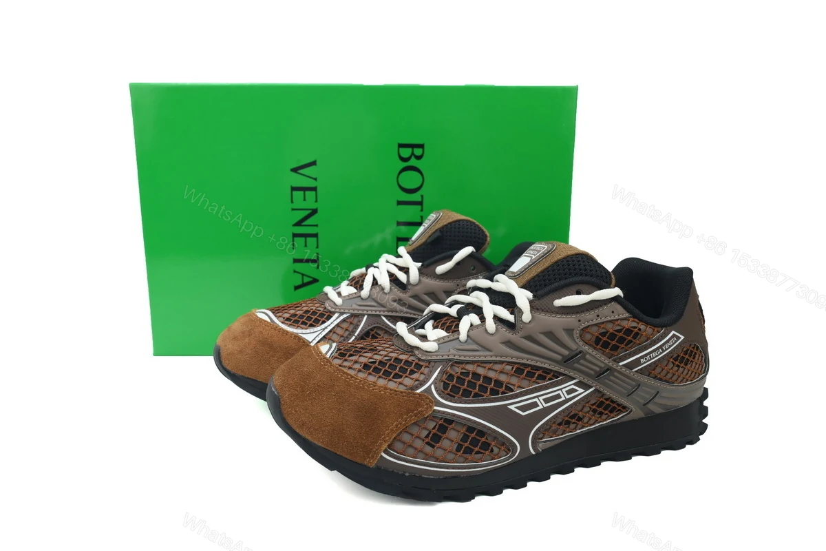 Bottega Veneta Orbit Brown suede — view 2