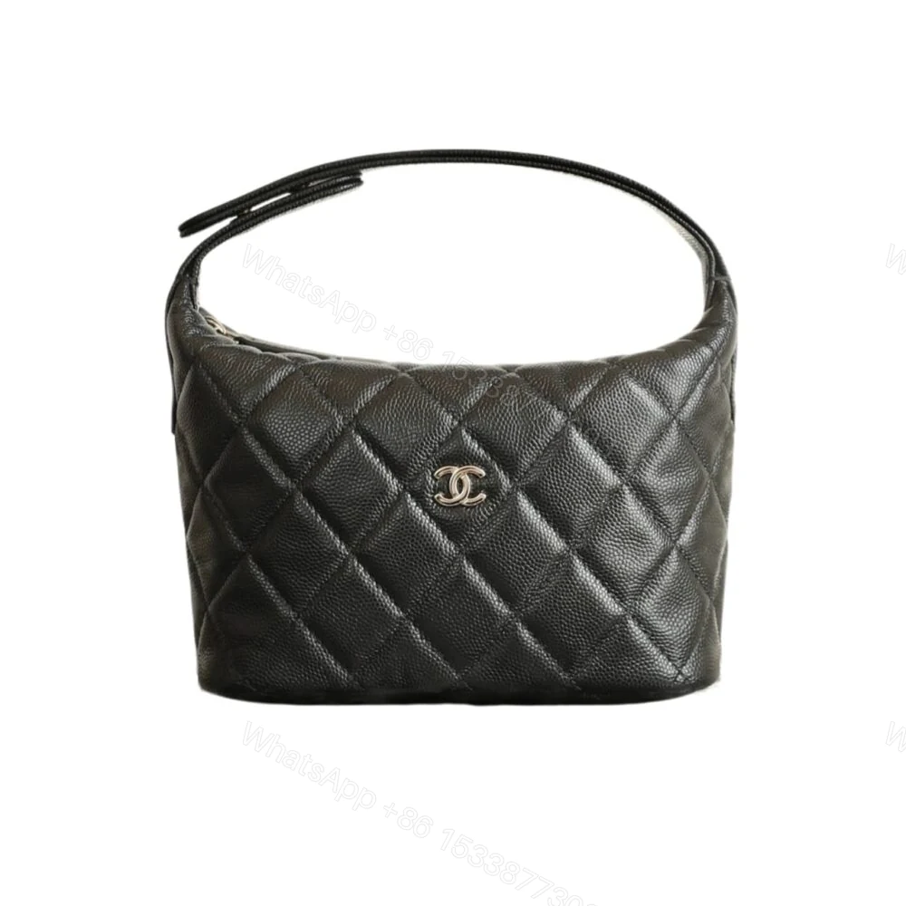Chanel 25C Hobo Bag Caviar Black 17Cm — view 1