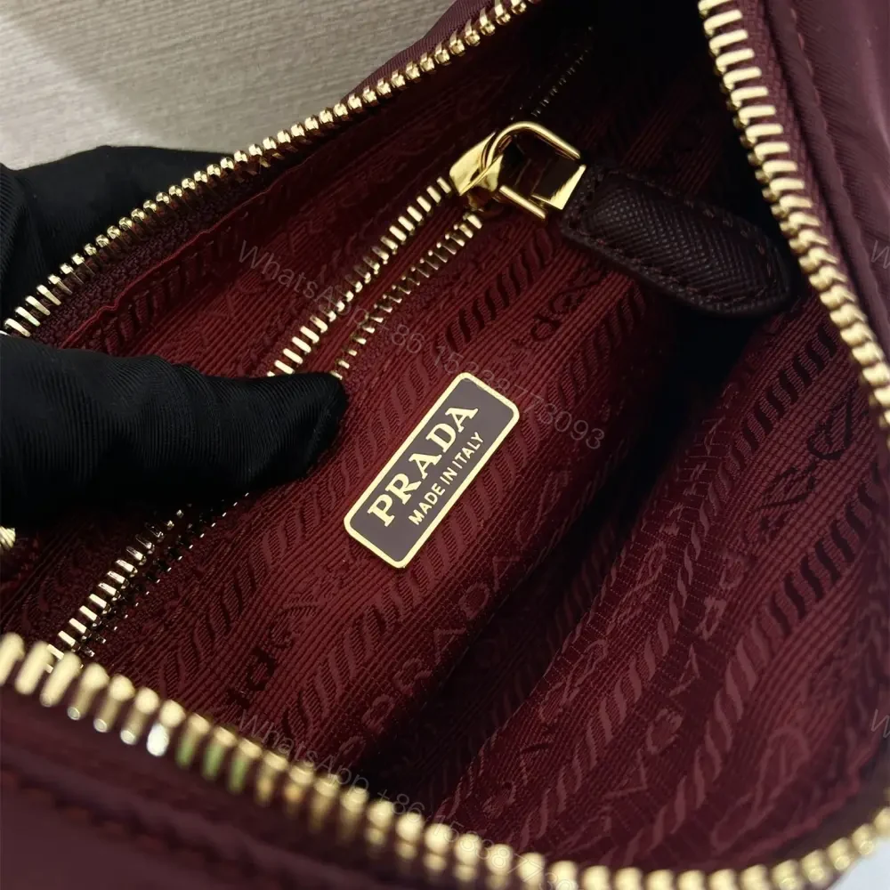 View 9 of 高仿Prada*RE-Nylon系列1N204M腋下包酒紅色Mini免檢版
