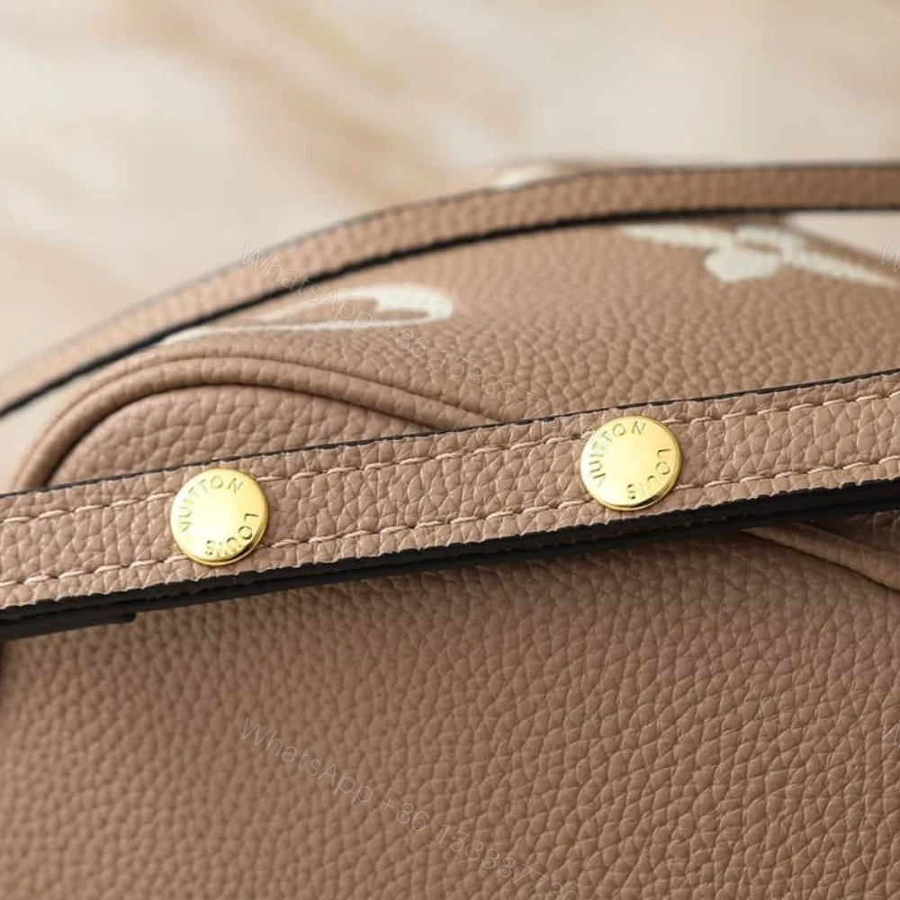 View 5 of Louis Vuitton Neonoe MM Arizona 25Cm M45808