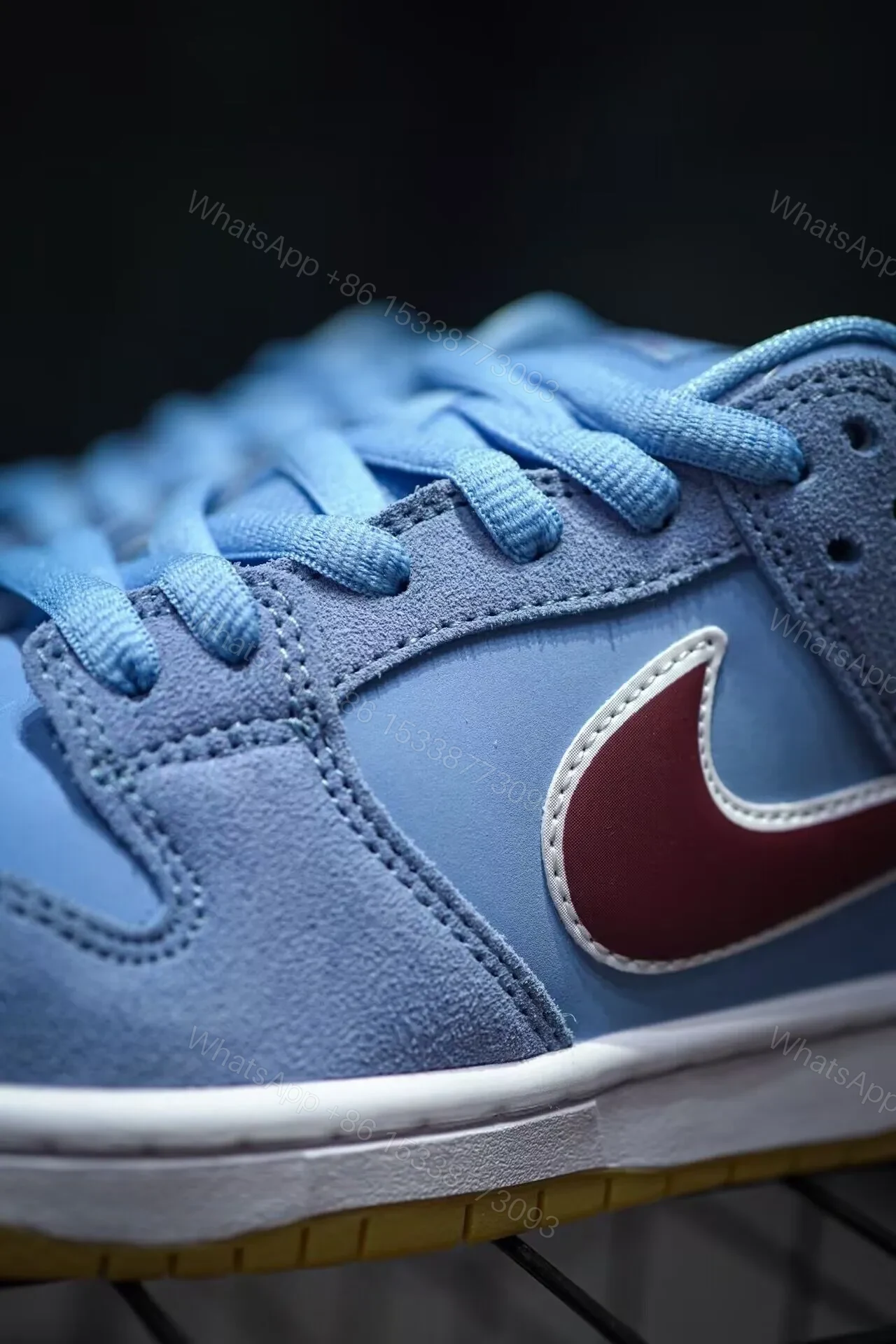 View 5 of NIKE DUNK SB Low PRM “Phillies” Replicas