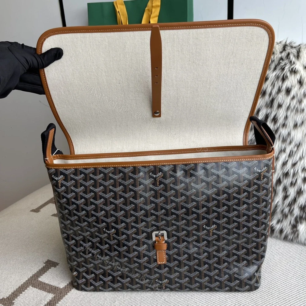 View 8 of 高仿Goyard*Capetien系列CAPETIE郵差包棕色中號免檢版