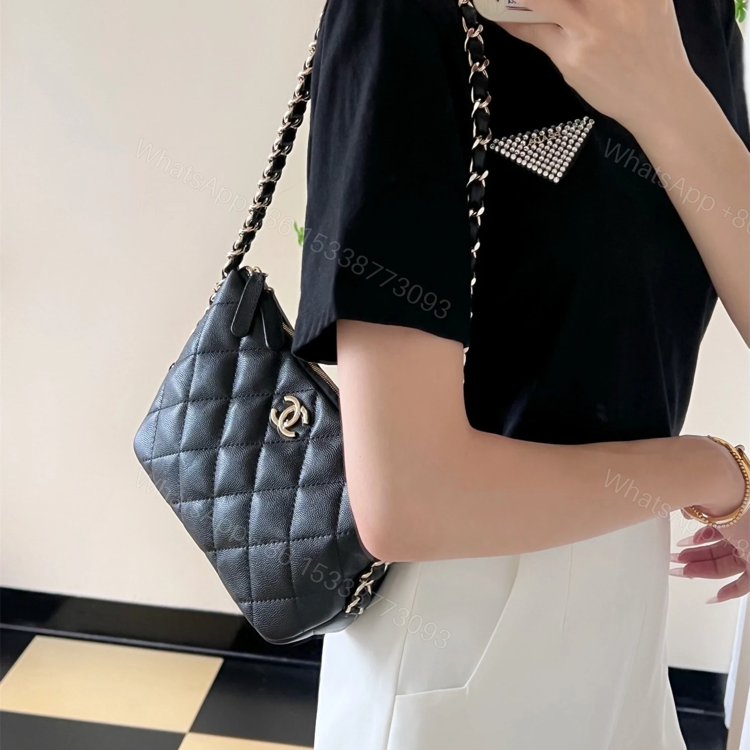 View 18 of 高仿Chanel24P*AS4320球紋牛皮單肩包免檢版