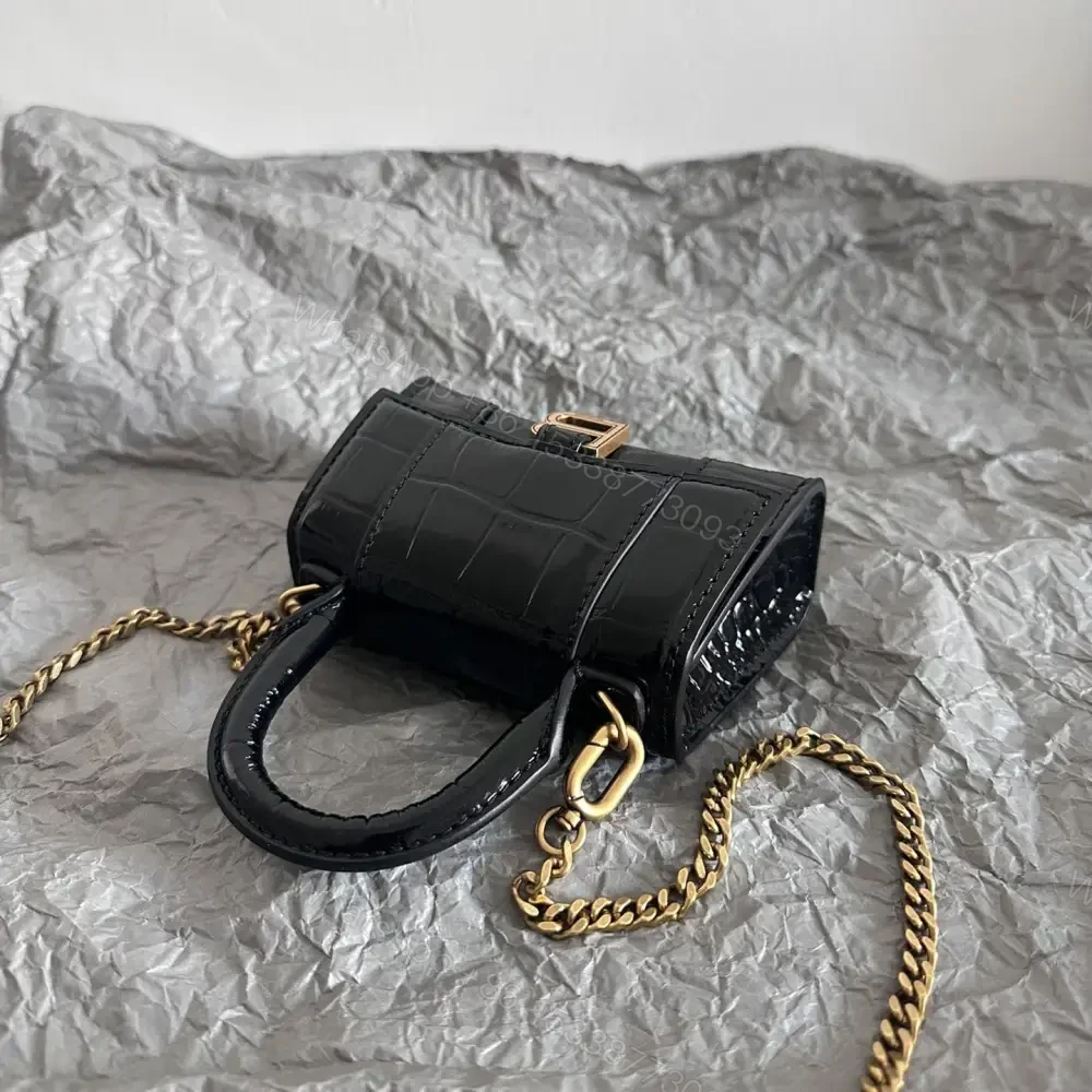View 5 of 高仿Balenciaga*Nano系列迷你沙漏包黑色