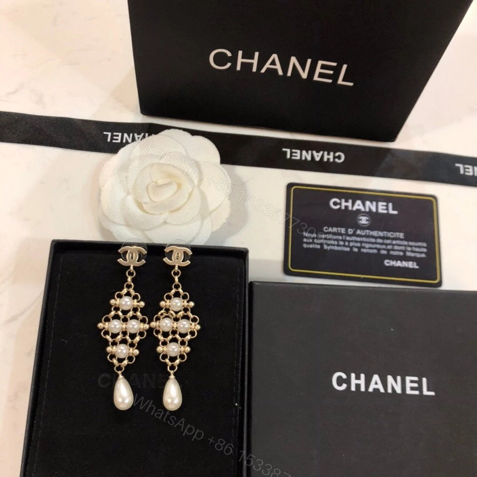 View 5 of EN – Lux Earring Chanel 020