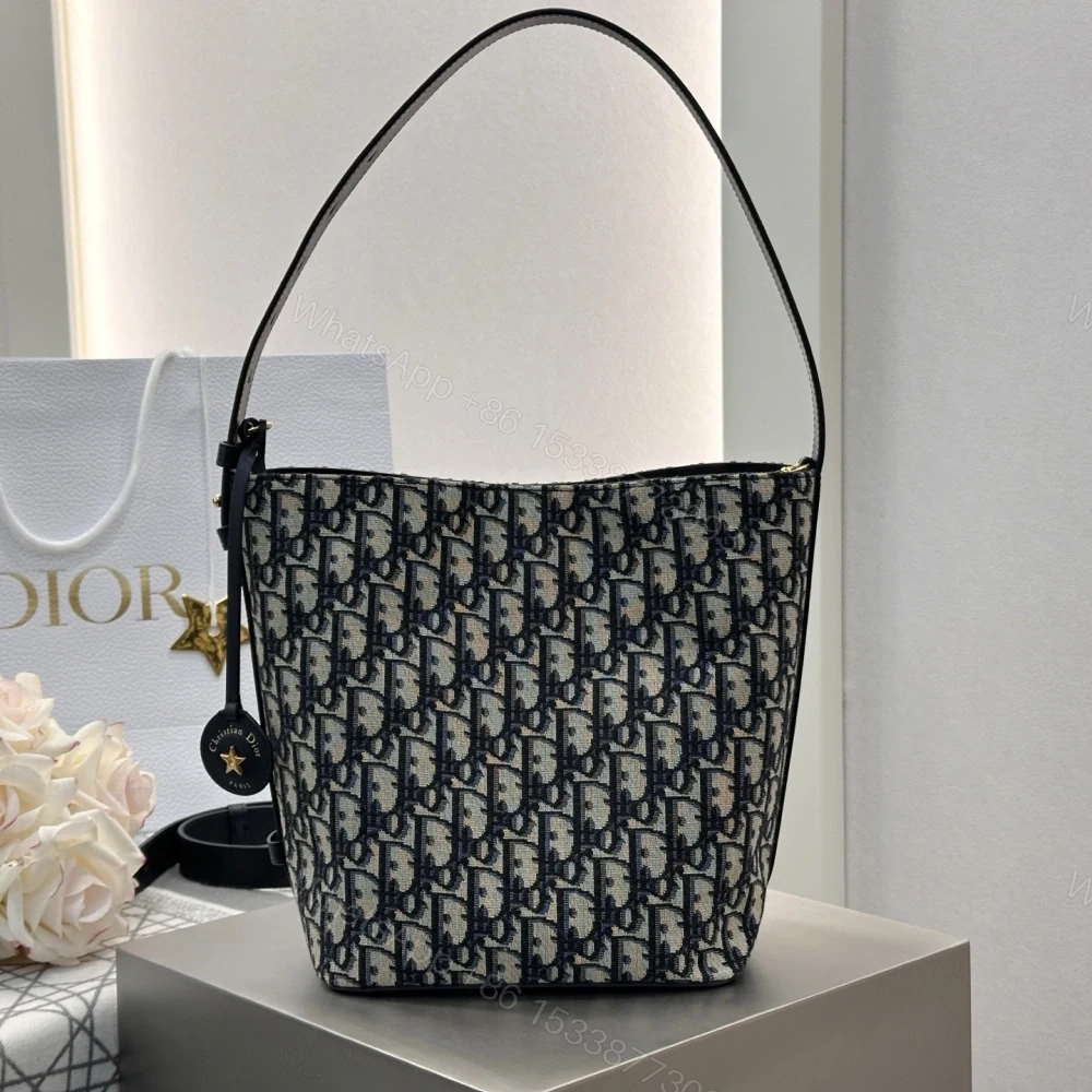 高仿Dior*Star系列M2854M928印花水桶包藍色小號免檢版 — view 1