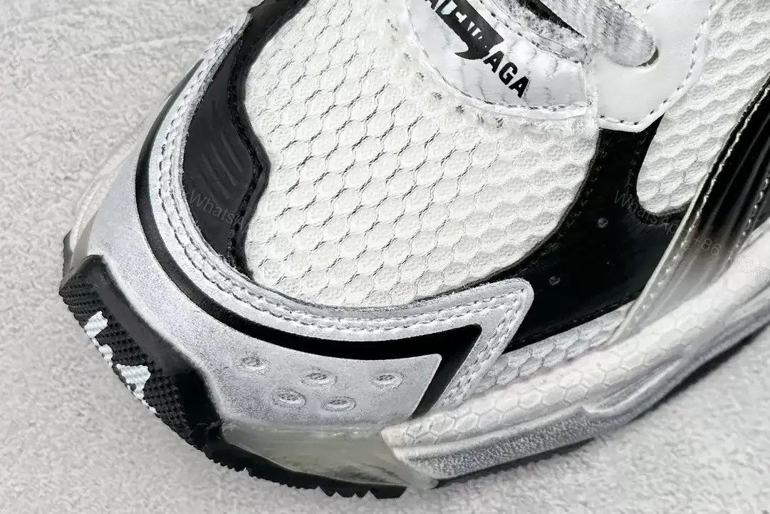 View 5 of BALENCIAGA RUNNER GRADIENT SNEAKER IN WHITE AND BLACK POLYURETHANE AND POLYESTER – BB265