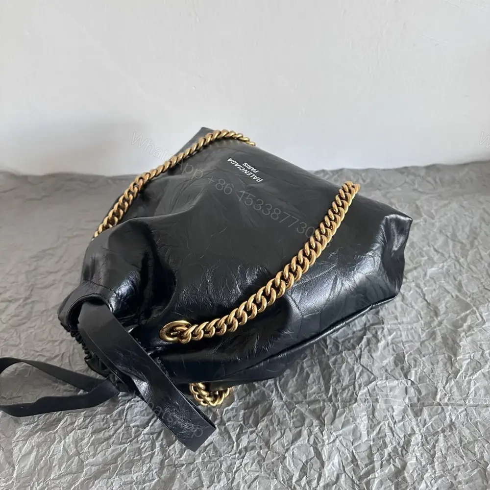 View 6 of 高仿Balenciaga2023年新款Crushtote垃圾袋小號