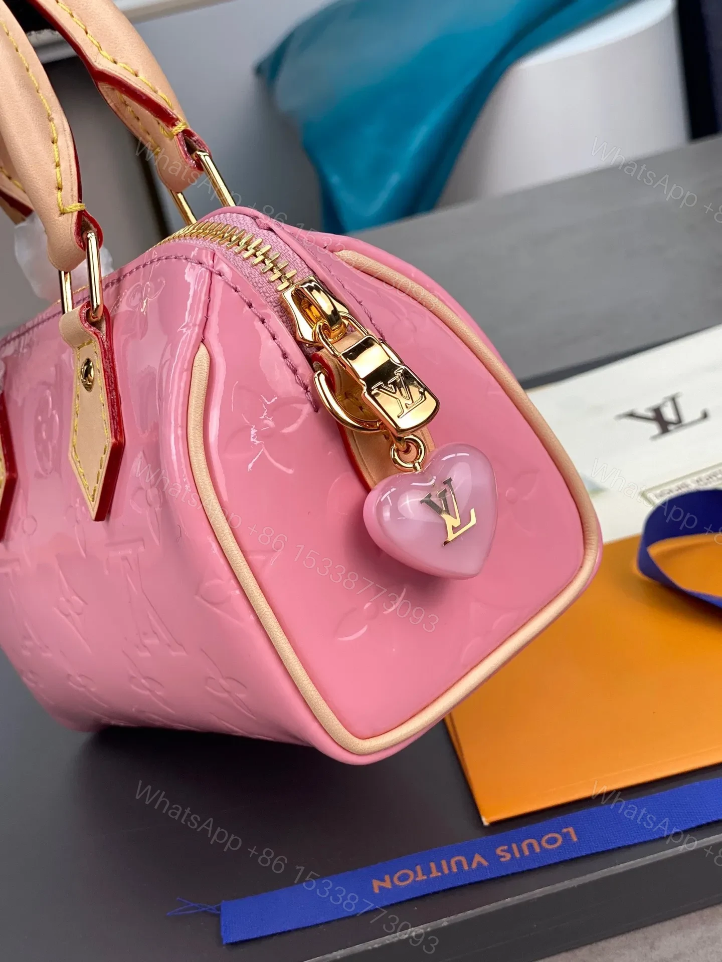 View 2 of Louis Vuitton LV Nano Speedy Pink Mini Like Auth Shiny Leather Handbags 16x10x7.5cm