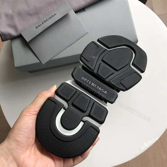 View 5 of BALENCIAGA SPEED 2.0 SNEAKER IN BLACK – BB145