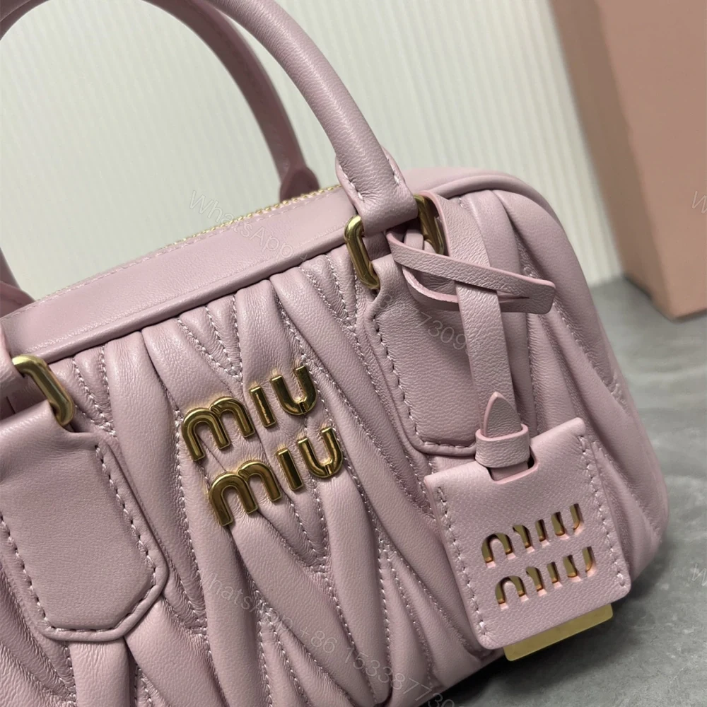 View 7 of 高仿miumiu繆繆TooPretty系列5BB123保齡球手袋粉色