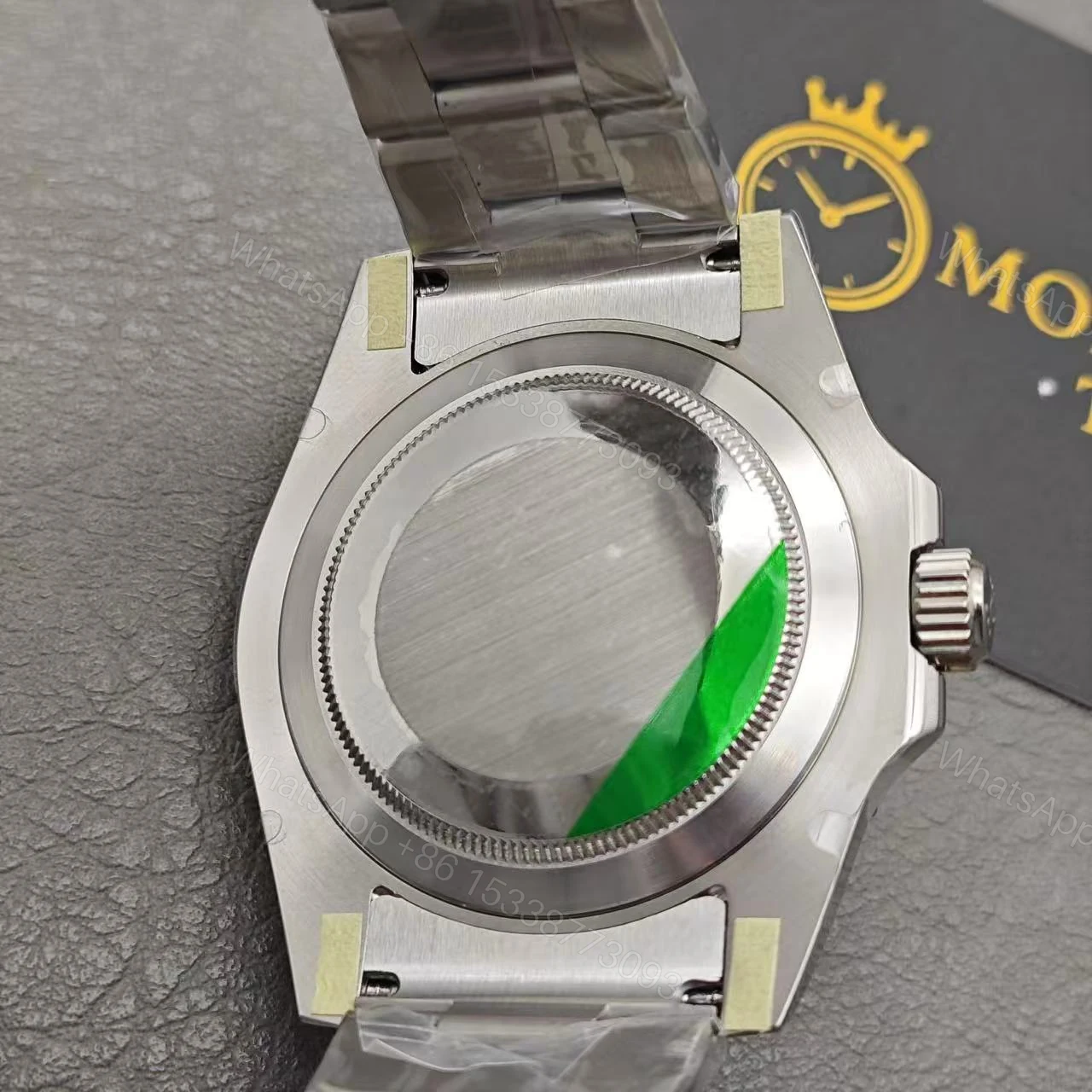 View 9 of TOP Replica Rolex Submariner Green Dial Hulk