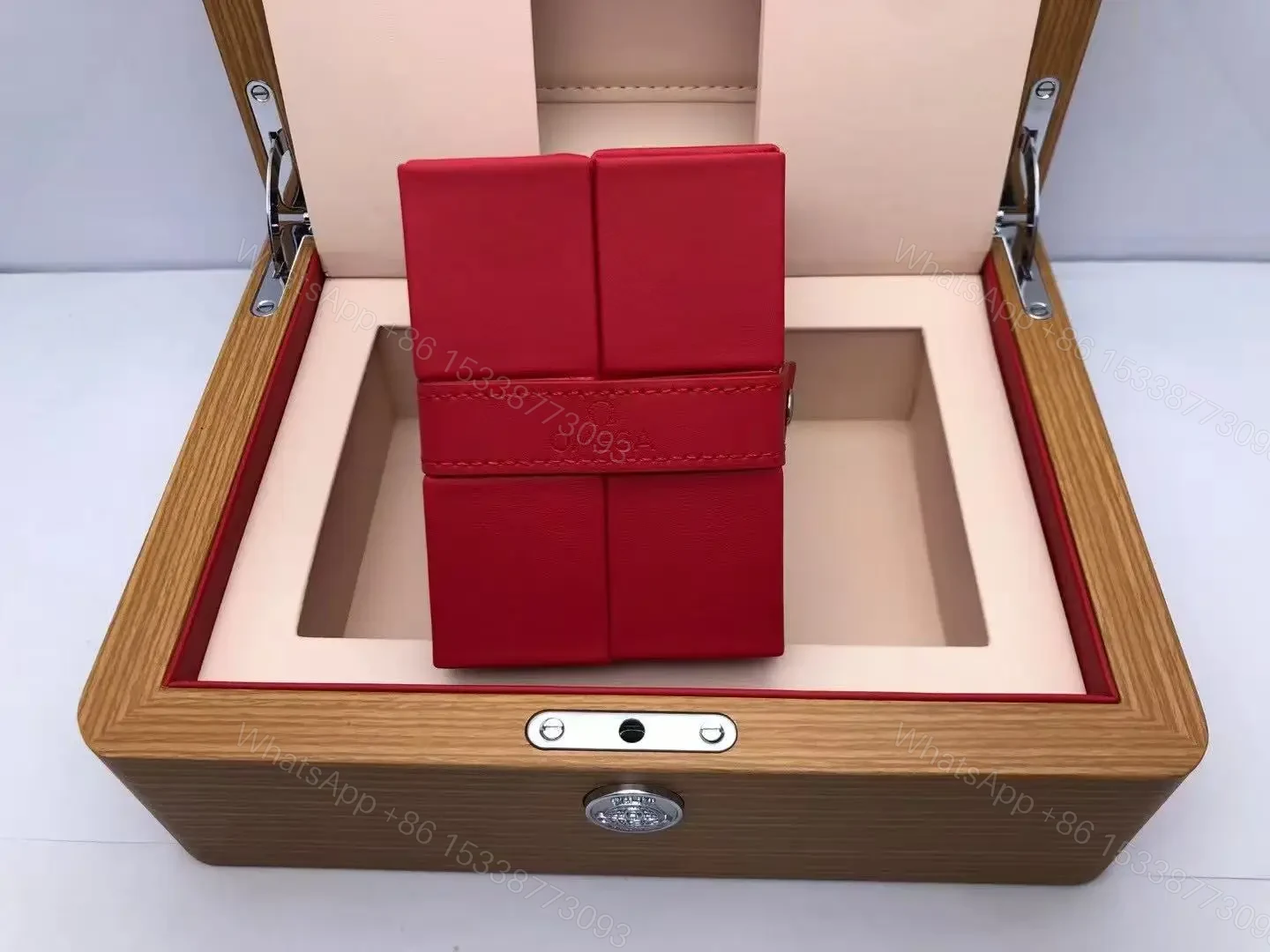 View 5 of Replica Omega Watch Box Clone