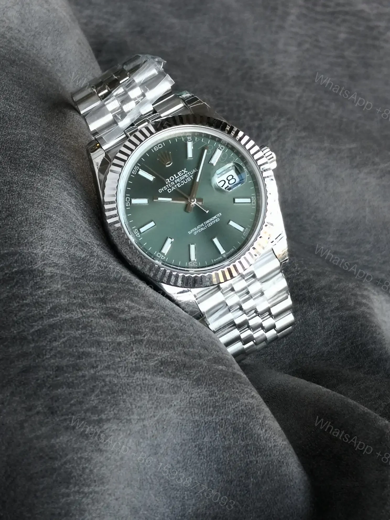 View 6 of Rolex Datejust 41 Green Jubilee Replica 41MM Premium Fluted Bezel 126334-0028