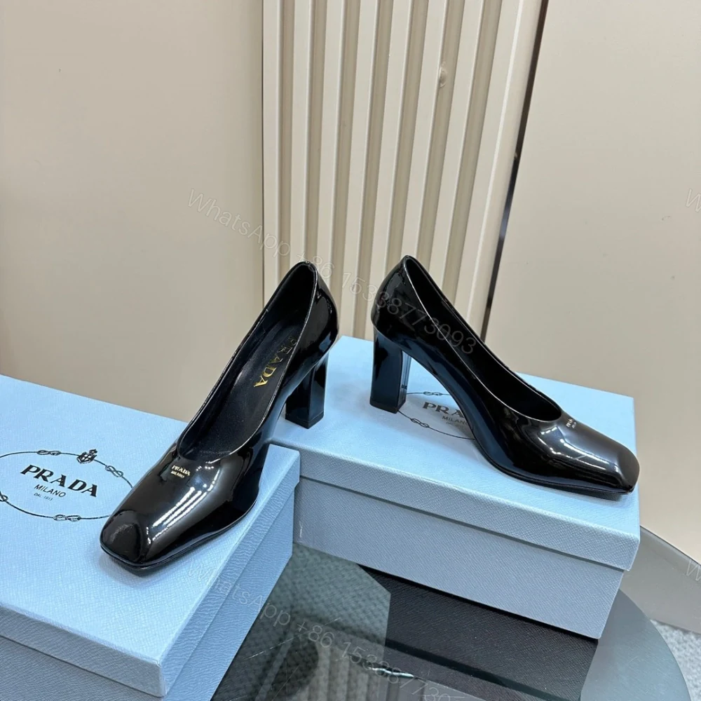 View 5 of 高仿Prada*1I837N方頭粗跟高踭鞋8.5CM漆皮黑色免檢版