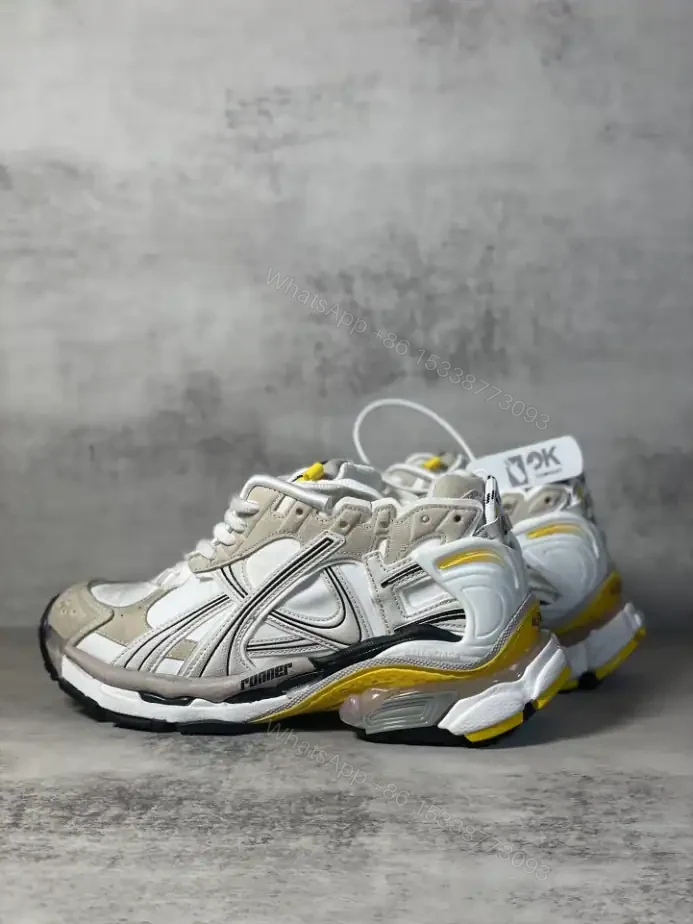 View 7 of BALENCIAGA RUNNER SNEAKER IN GREY – BB263