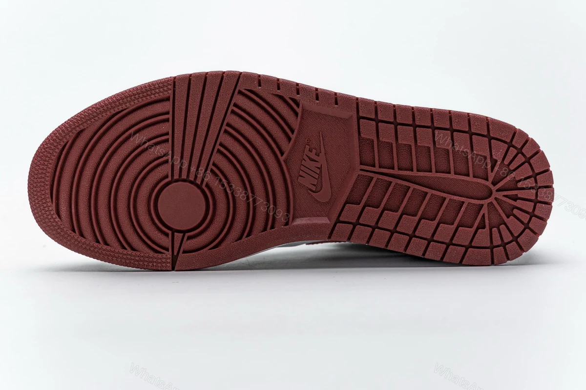 View 6 of (OG)Air Jordan 1 Mid Bred Toe 554724-066