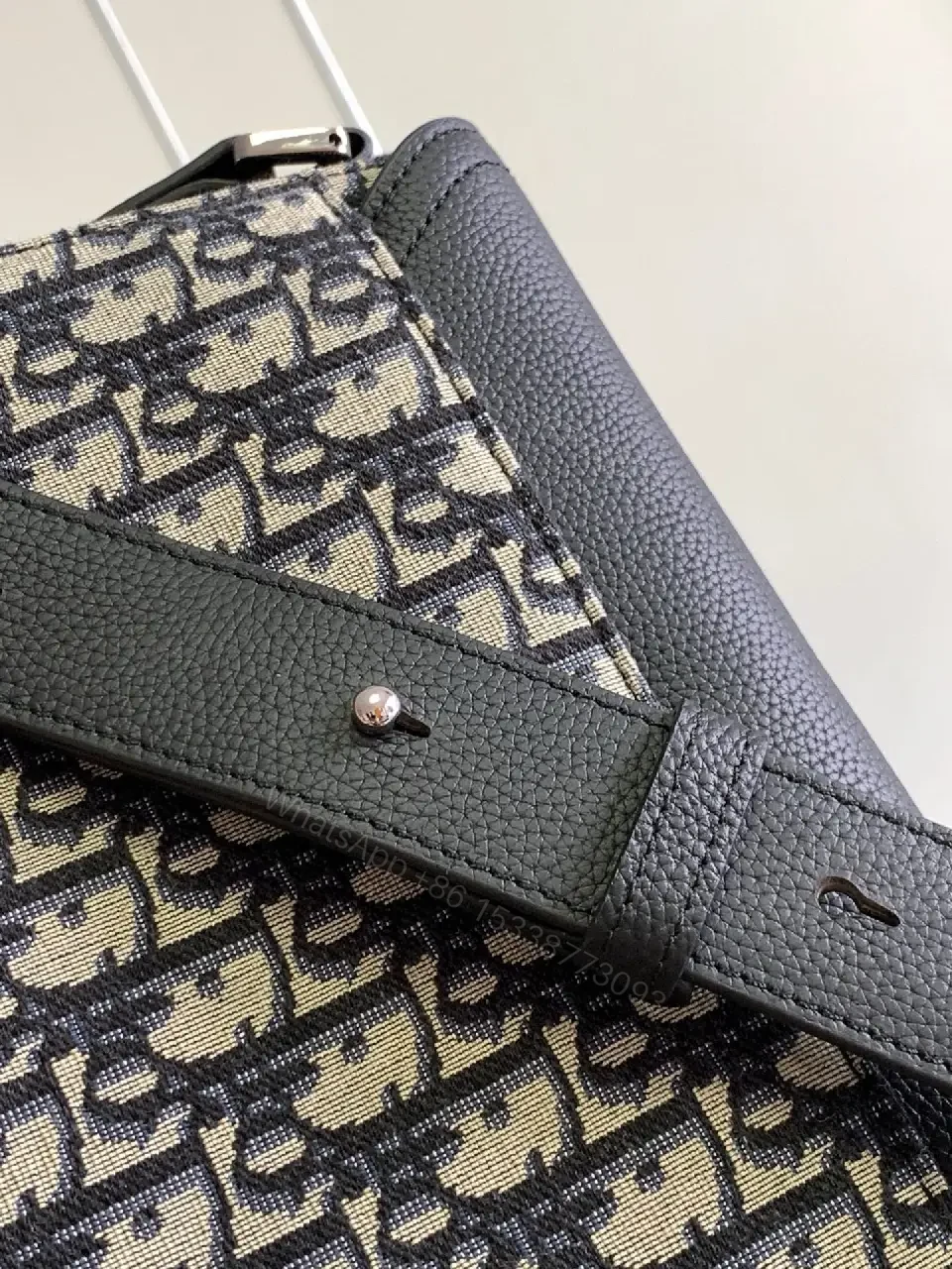 View 10 of Monochrome Textured Crossbody: Durable Everyday Luxus Bag