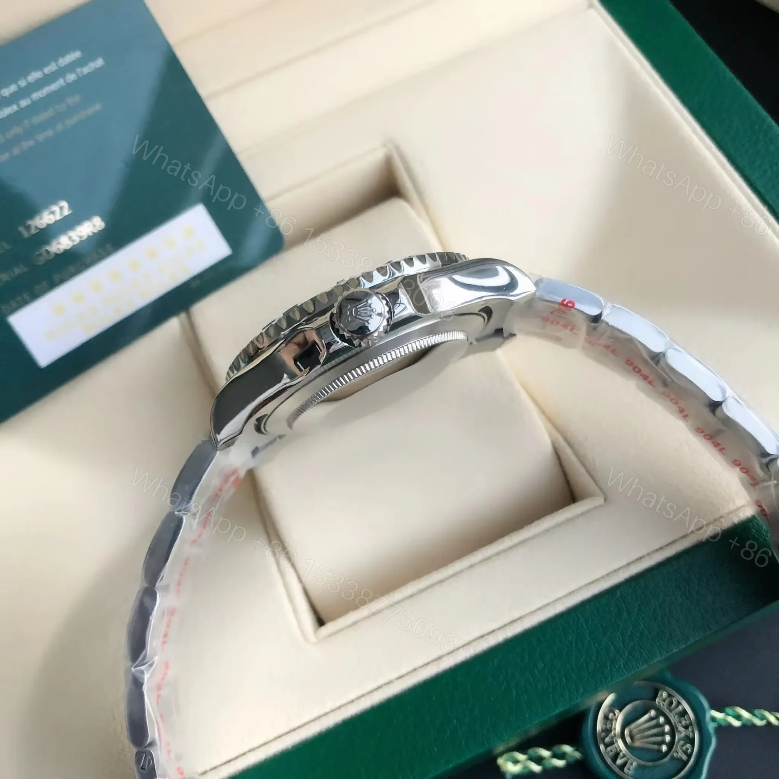 View 5 of Fake Rolex Yacht-Master 40 Oystersteel Platinum Replica 116622-0001