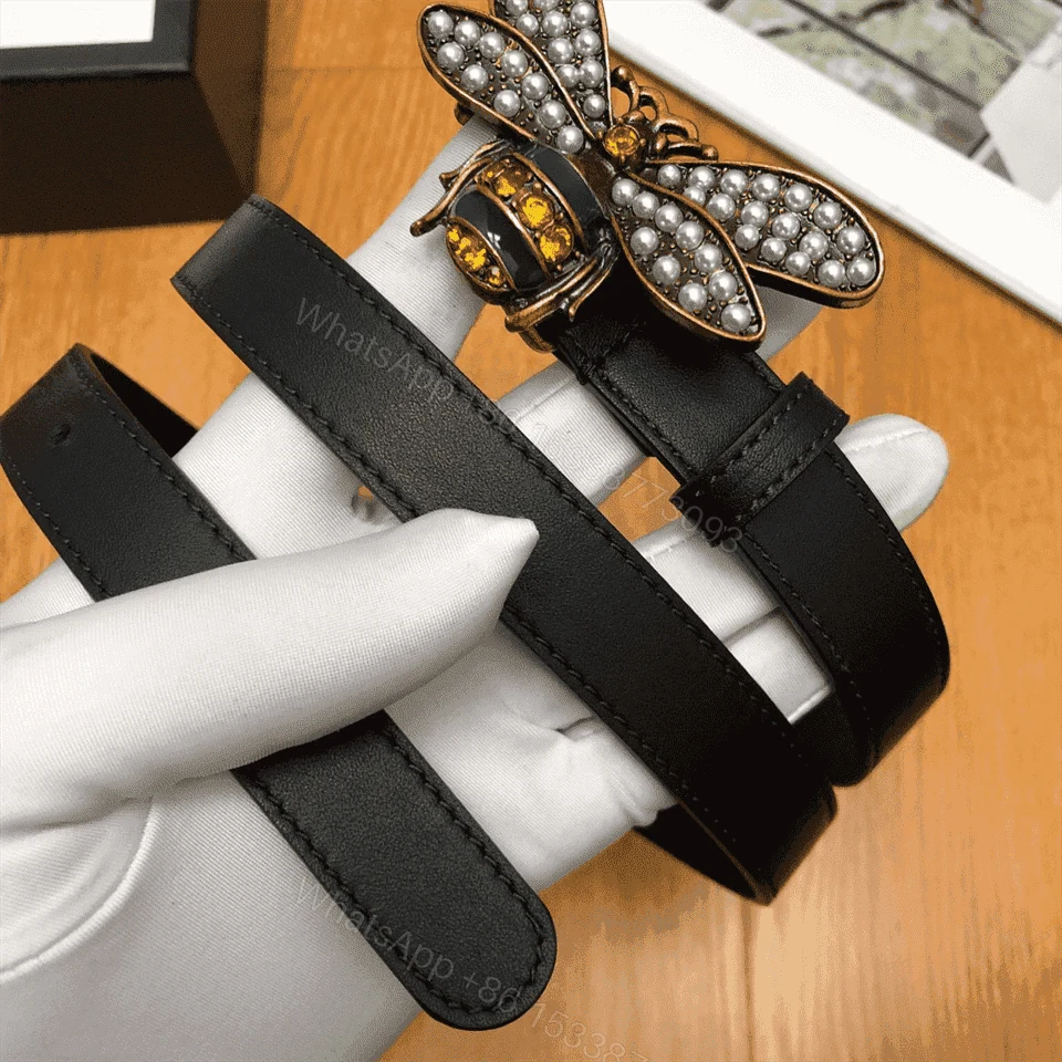 View 2 of GUCCI BEE BUCKLE BELT – B17