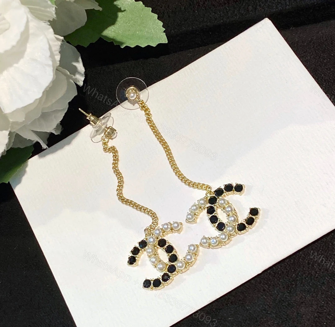 View 5 of EN – Lux Earring Chanel 037