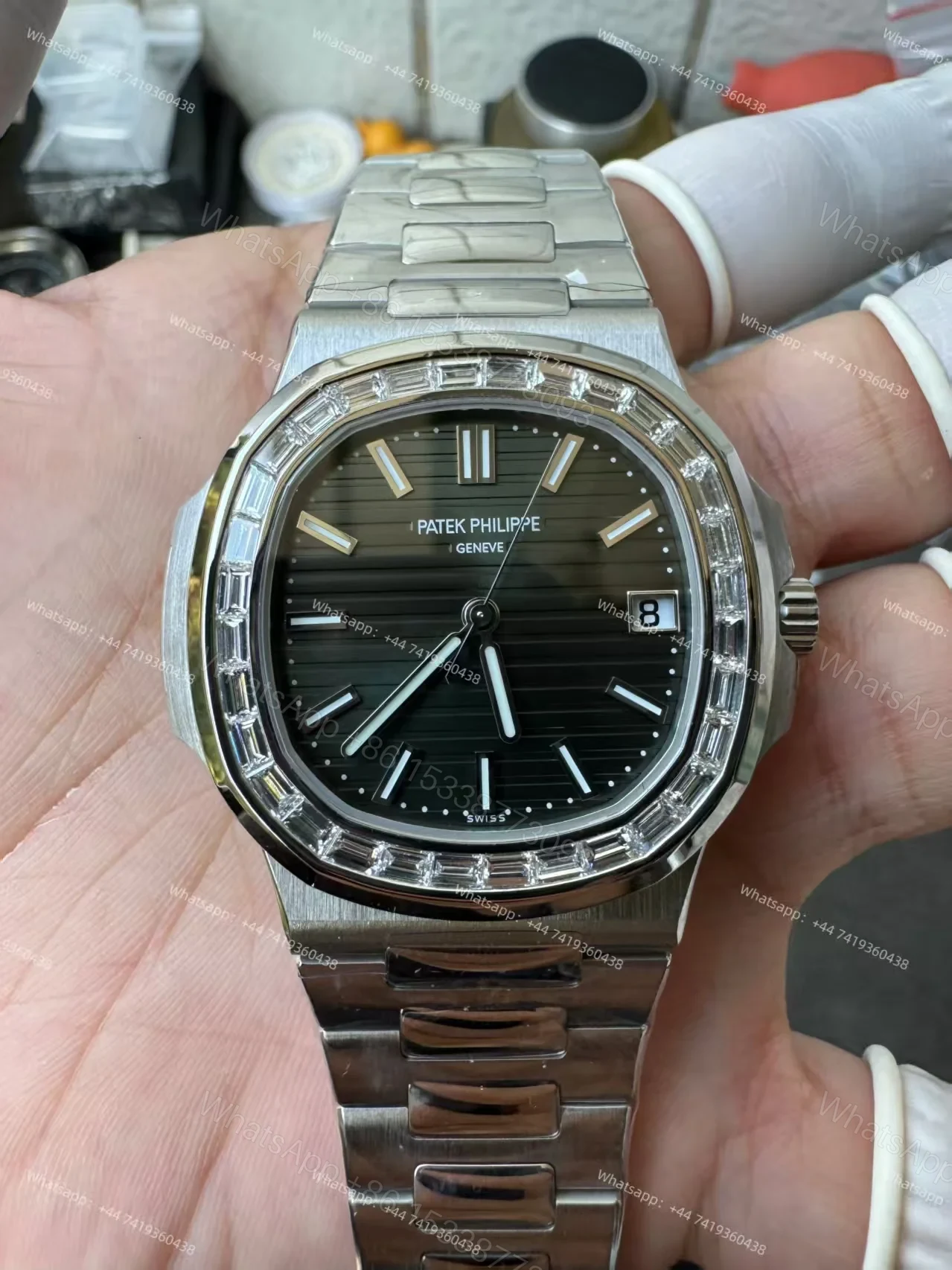 View 5 of Patek Philippe Super Clone Nautilus 5711/1300A-001 Green Dial Diamond Bezel 40MM