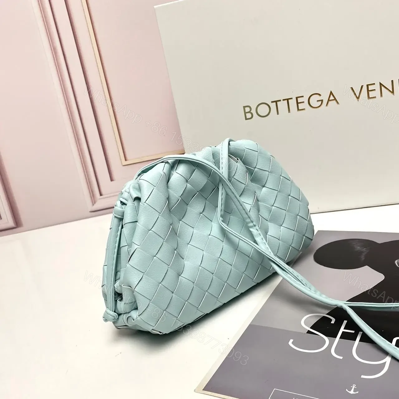 BOTTEGA — view 1