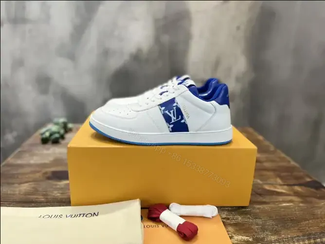 View 8 of LOUIS VUITTON RIVOLI LOW-TOP SNEAKERS IN WHITE AND BLUE – LSVT370