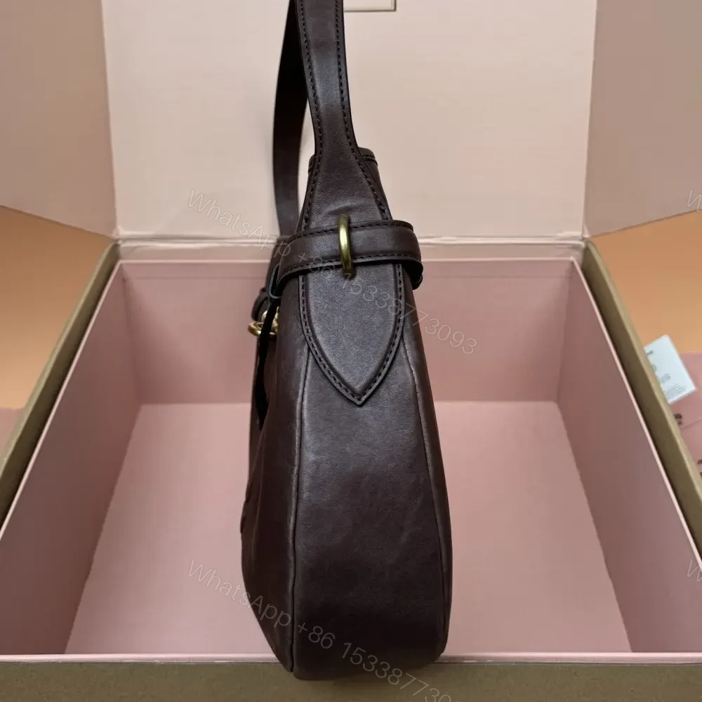 View 3 of 高仿miumiu*Aventure系列5BC181小羊皮腋下包石楠木色中號免檢版