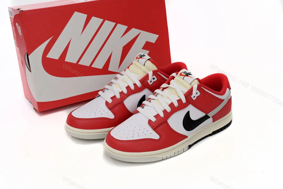 Nike SB Dunk Low Los “Chicago Split” DZ2536-600 — view 2